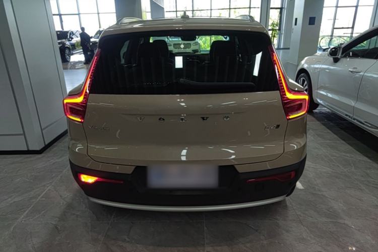 Used Volvo XC40 2024 B4 4x4 Smart Luxury Edition Rear