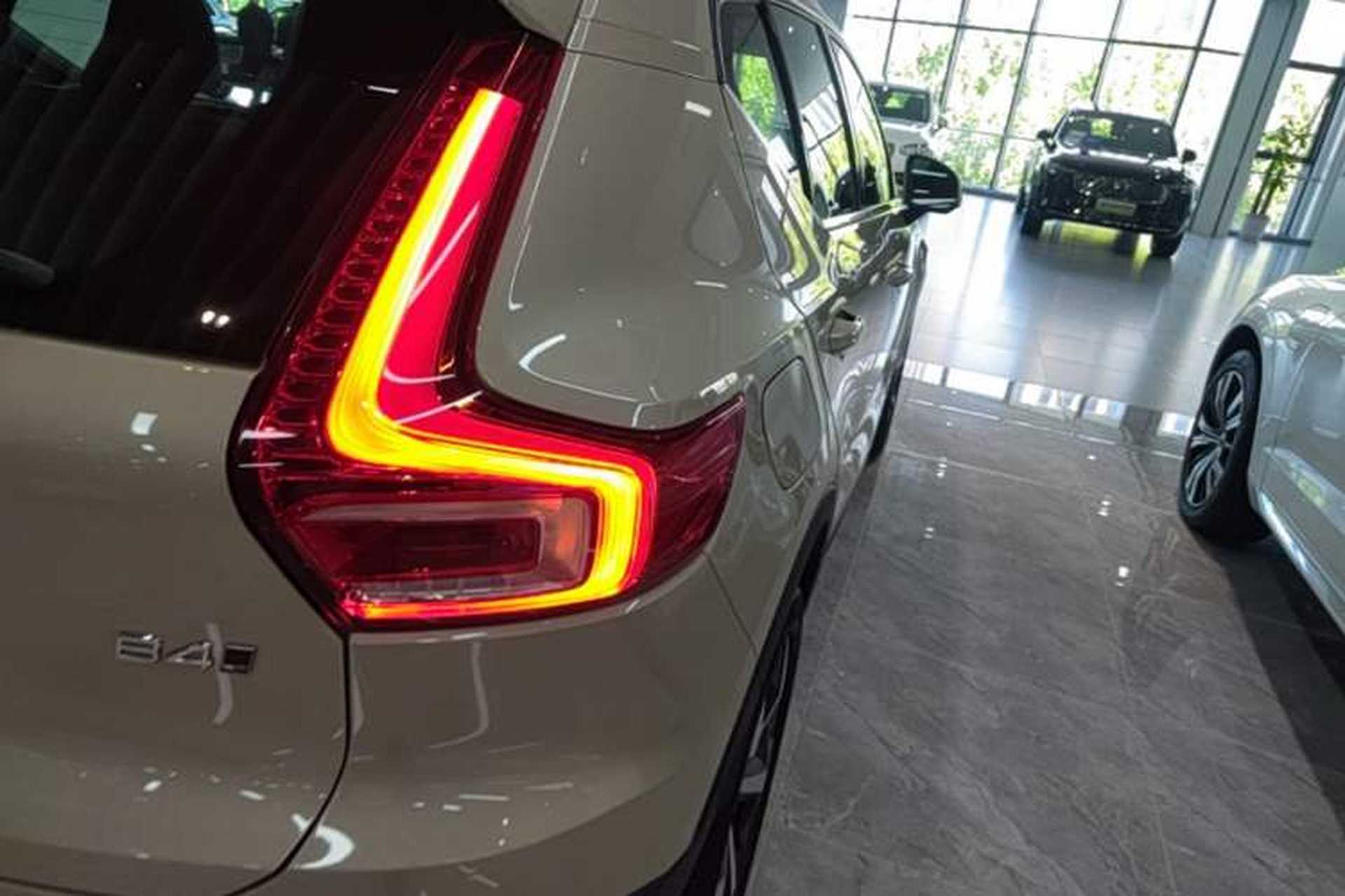 Used Volvo XC40 2024 B4 4x4 Smart Luxury Edition Right Rear Taillight