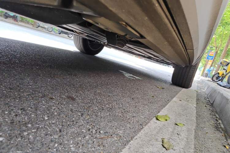 Used Volvo XC40 2024 B3 Zhiyuan Luxury Edition Chassis Rear Right