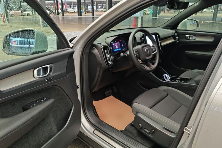 Used Volvo XC40 2024 B3 Zhiyuan Luxury Edition Driver Seat