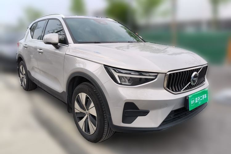 Used Volvo XC40 2024 B3 Zhiyuan Luxury Edition Front Right 45 Deg