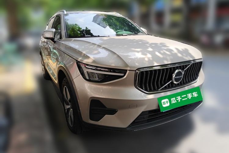 Used Volvo XC40 2024 B3 Zhiyuan Luxury Edition Front Right 45 Deg