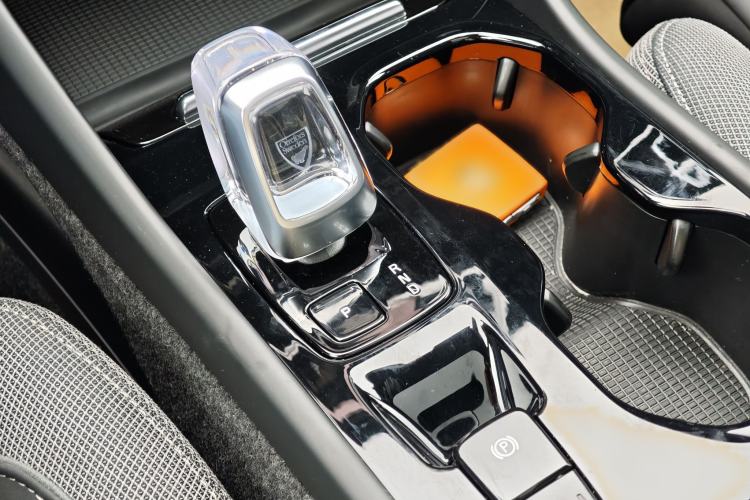 Used Volvo XC40 2024 B3 Zhiyuan Luxury Edition Gear Lever