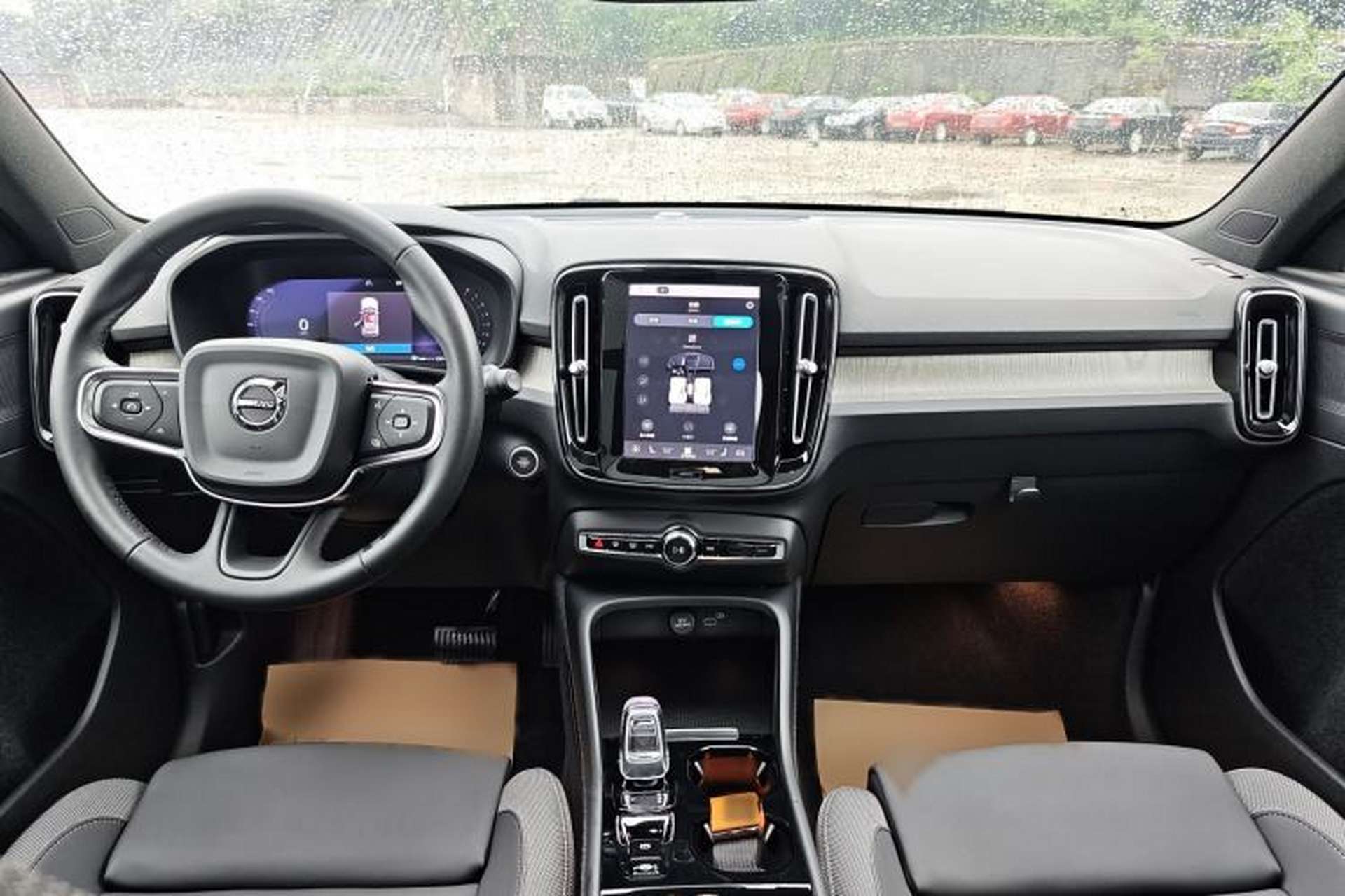 Used Volvo XC40 2024 B3 Zhiyuan Luxury Edition Interior 3