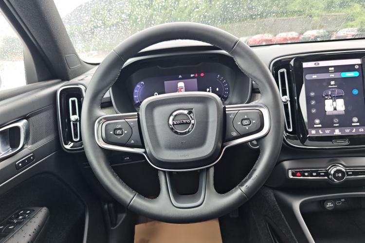 Used Volvo XC40 2024 B3 Zhiyuan Luxury Edition Steering Wheel