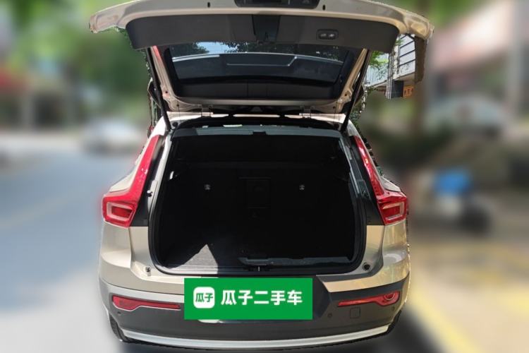 Used Volvo XC40 2024 B3 Zhiyuan Luxury Edition Trunk