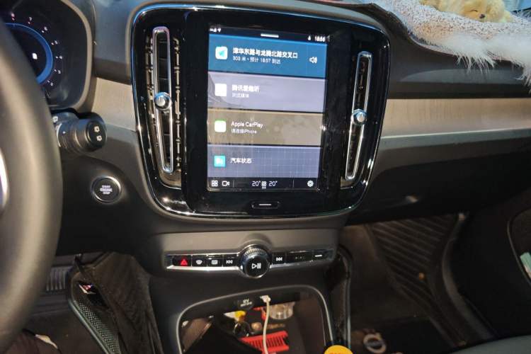 Used Volvo XC40 2024 B3 Zhiyuan Sport Edition Audio And AC Panel
