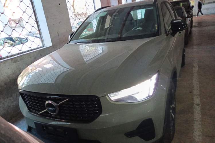 Used Volvo XC40 2024 B3 Zhiyuan Sport Edition Exterior 1