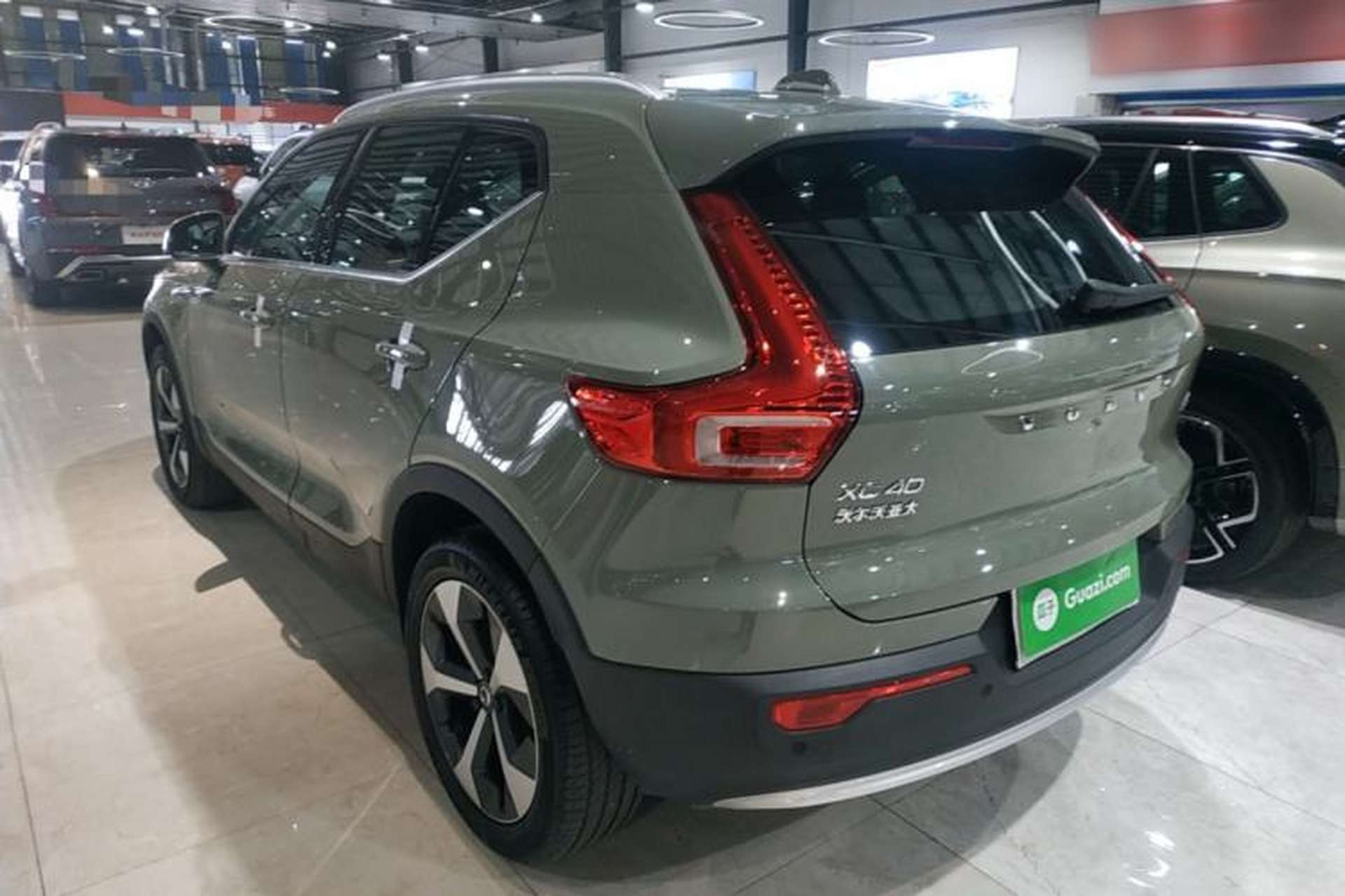 Used Volvo XC40 2024 B4 4x4 Smart Luxury Edition Exterior 2