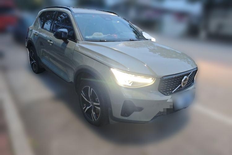 Used Volvo XC40 2024 B3 Zhiyuan Sport Edition Front Right 45 Deg