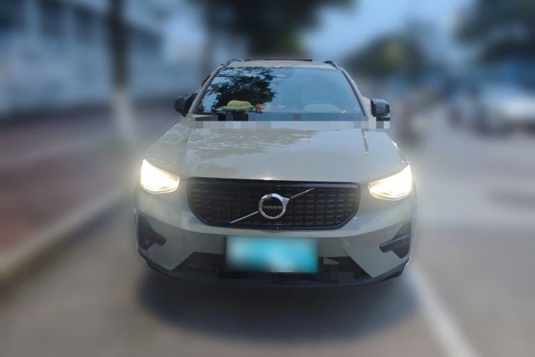 Used Volvo XC40 2024 B3 Zhiyuan Sport Edition Front