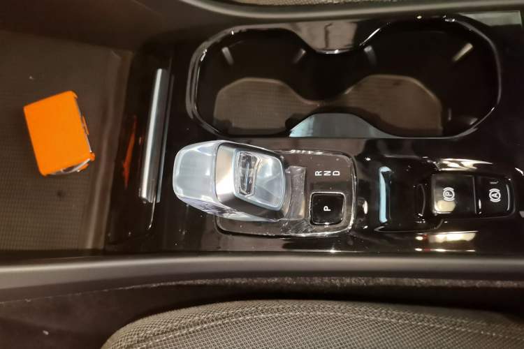 Used Volvo XC40 2024 B3 Zhiyuan Sport Edition Gear Lever