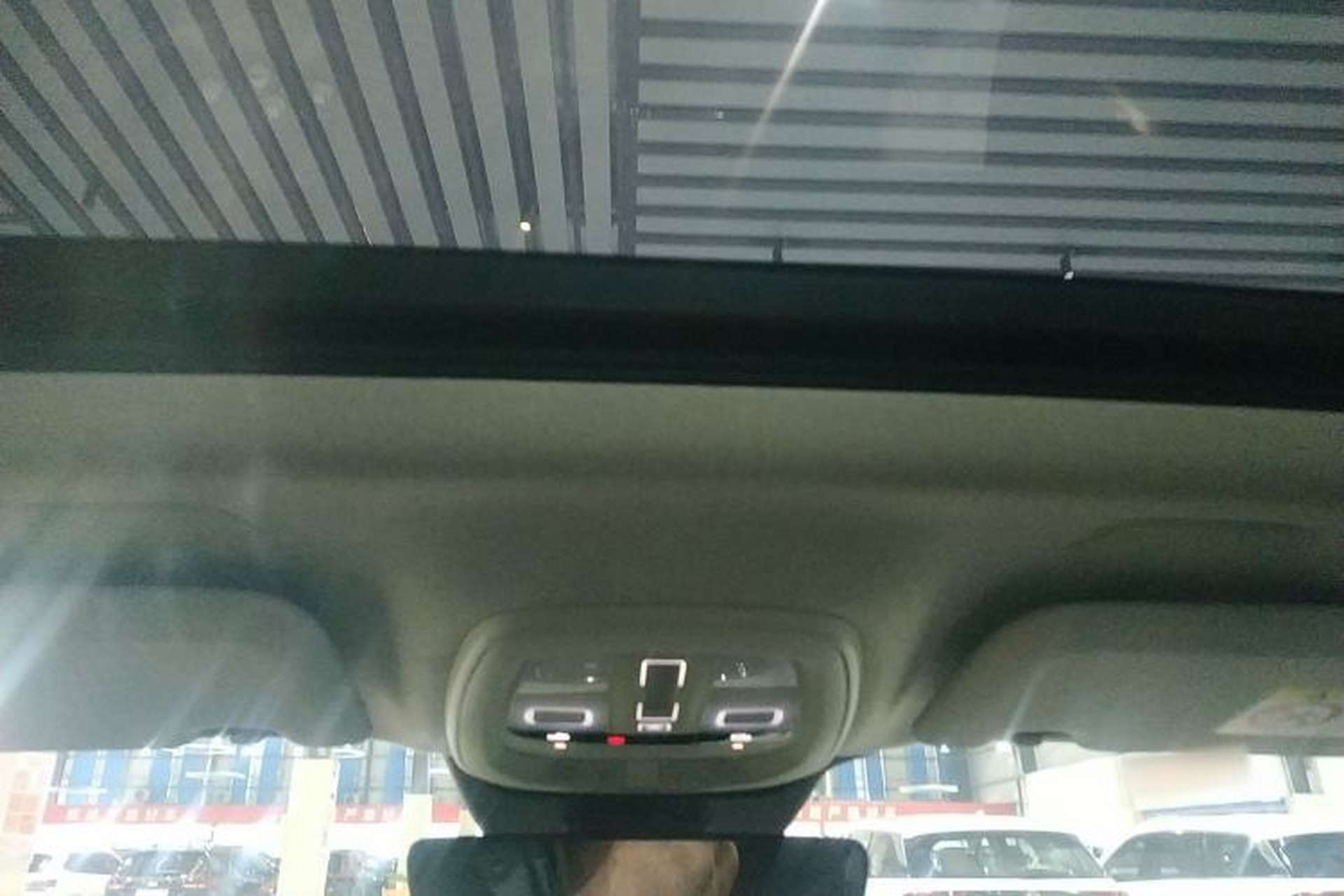 Used Volvo XC40 2024 B4 4x4 Smart Luxury Edition Headliner