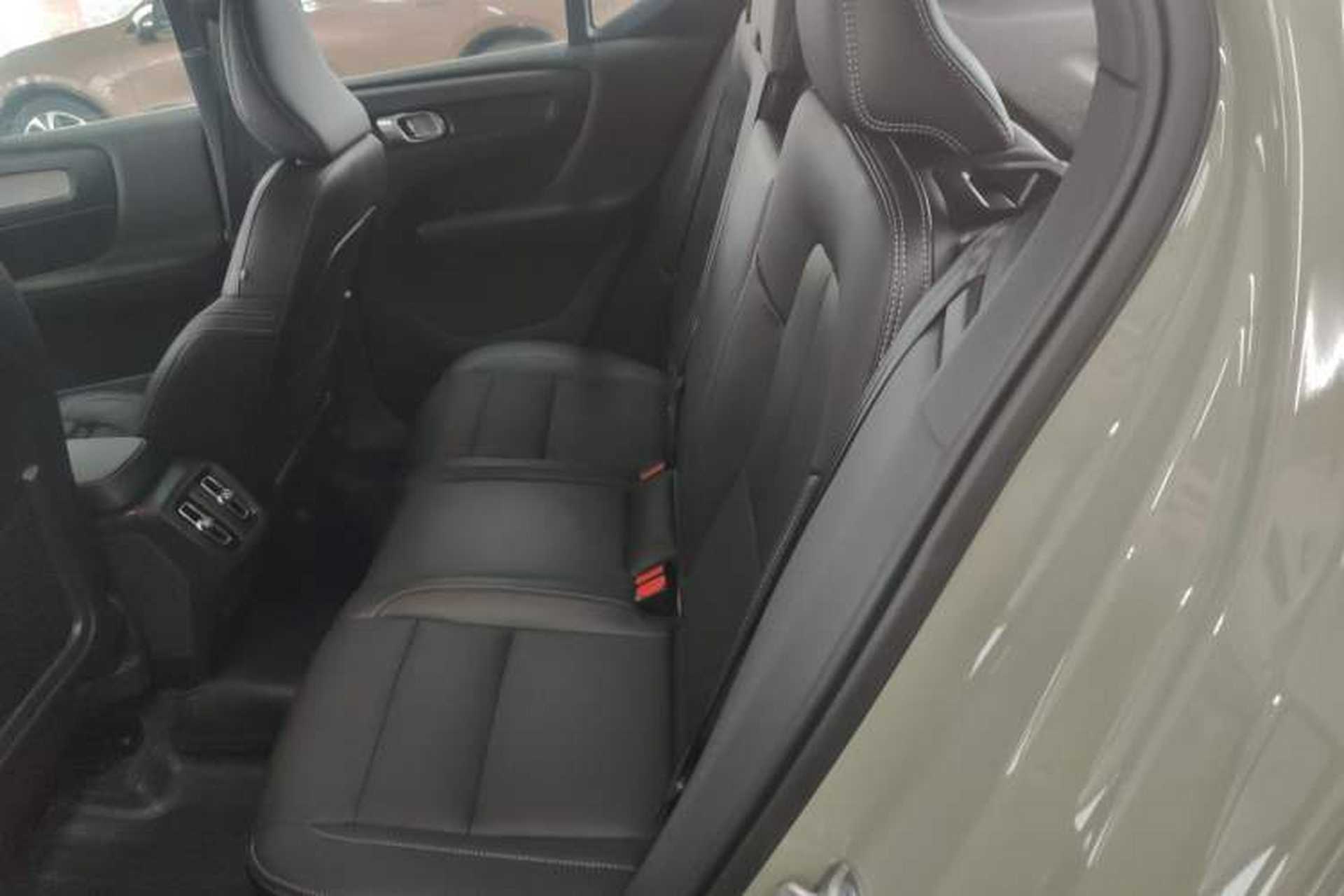 Used Volvo XC40 2024 B4 4x4 Smart Luxury Edition Left Rear Seat