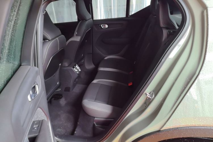 Used Volvo XC40 2024 B3 Zhiyuan Sport Edition Left Rear Seat