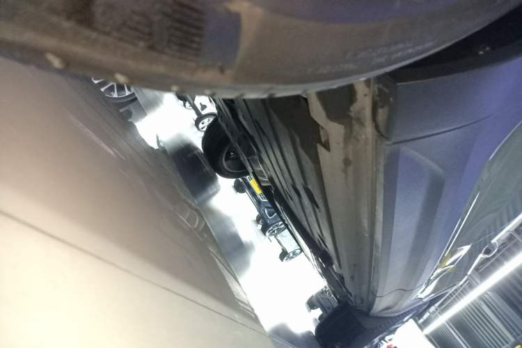 Used Volvo XC40 2024 B4 4x4 Smart Luxury Edition Left Side Sill