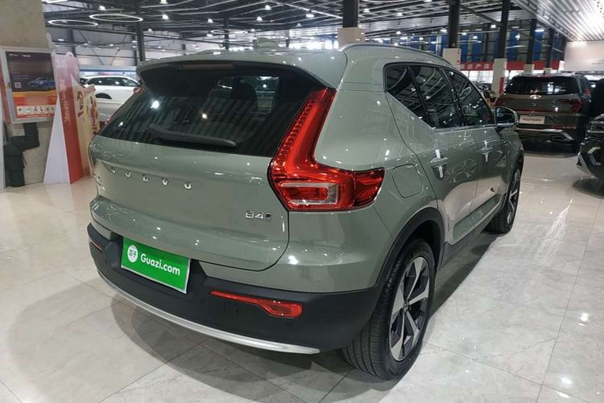Used Volvo XC40 2024 B4 4x4 Smart Luxury Edition Rear Right 45 Deg