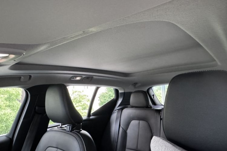 Used Volvo XC40 2024 B4 4x4 Smart Luxury Edition Headliner
