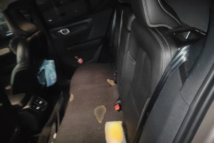 Used Volvo XC40 2024 B4 4x4 Smart Luxury Edition Left Rear Seat
