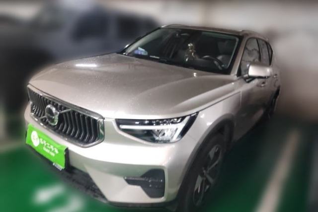 Used Volvo XC40 2024 B4 4x4 Smart Luxury Edition