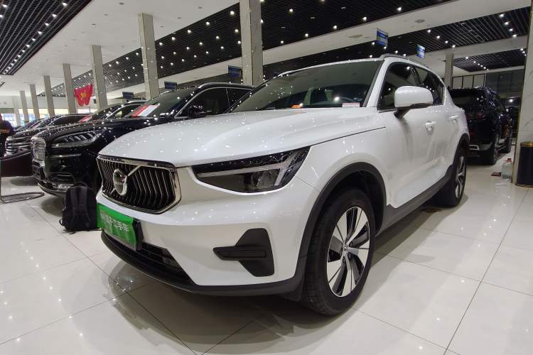 Used Volvo XC40 2024 B3 Zhiyuan Luxury Edition Guazi used car, China used car export, Used car for sale, Used  cars, Cheapest cars for sale