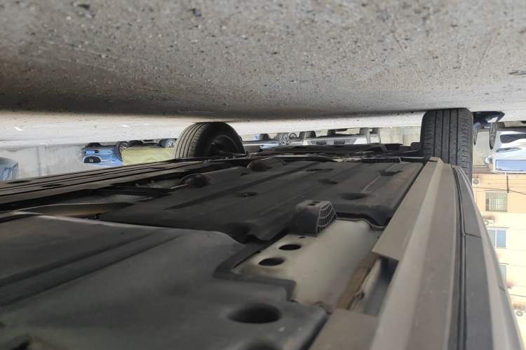 Used Volvo XC40 2024 B3 Zhiyuan Luxury Edition Chassis Rear Left