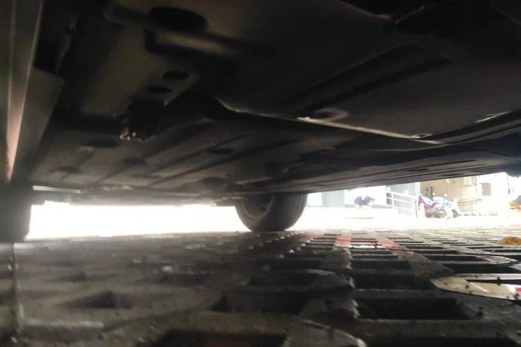 Used Volvo XC40 2024 B3 Zhiyuan Luxury Edition Chassis Rear Left