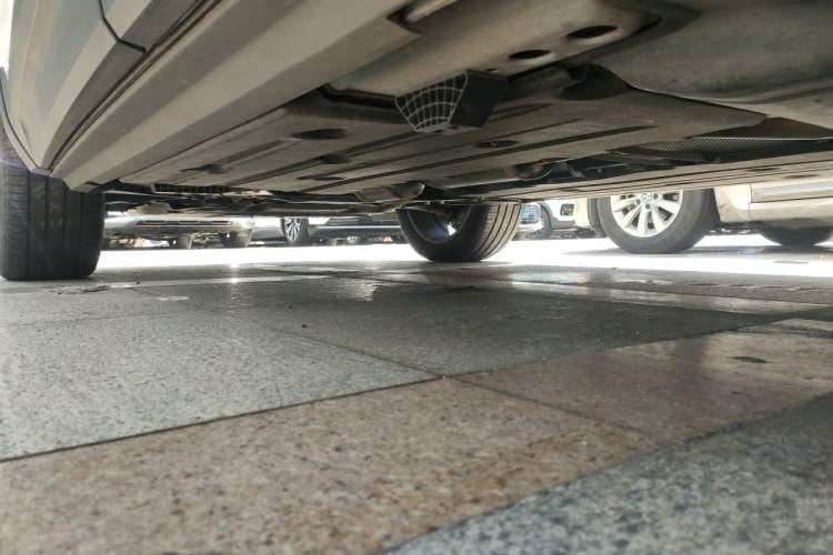 Used Volvo XC40 2024 B4 4x4 Smart Luxury Edition Chassis Rear Left