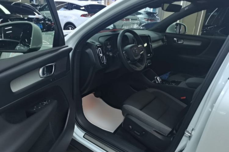 Used Volvo XC40 2024 B3 Zhiyuan Luxury Edition Driver Seat