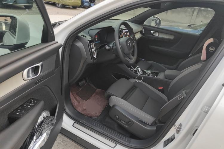 Used Volvo XC40 2024 B3 Zhiyuan Luxury Edition Driver Seat