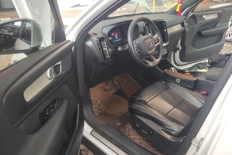 Used Volvo XC40 2024 B3 Zhiyuan Luxury Edition Driver Seat