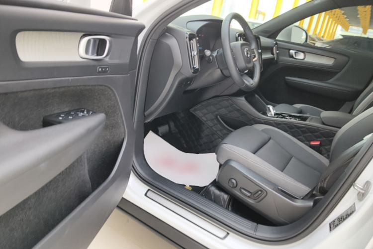 Used Volvo XC40 2024 B3 Zhiyuan Luxury Edition Driver Seat