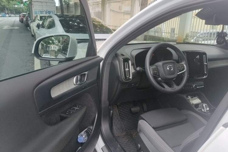 Used Volvo XC40 2024 B3 Zhiyuan Luxury Edition Driver Seat