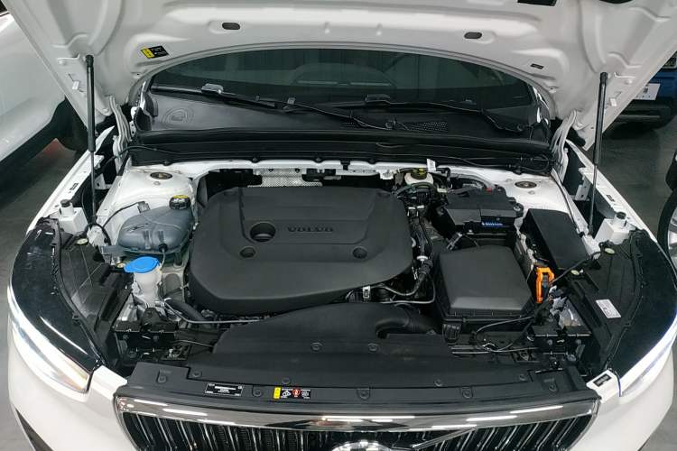 Used Volvo XC40 2024 B3 Zhiyuan Luxury Edition Engine Bay