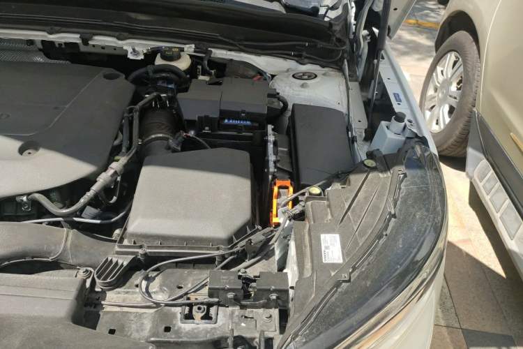 Used Volvo XC40 2024 B4 4x4 Smart Luxury Edition Engine Bay Left