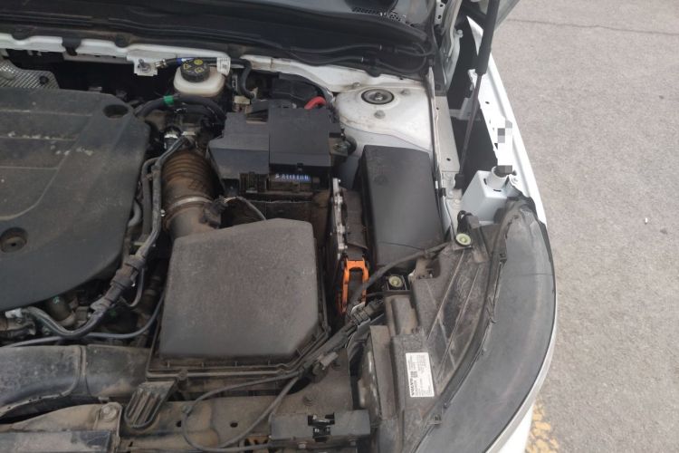 Used Volvo XC40 2024 B4 4x4 Smart Luxury Edition Engine Bay Left