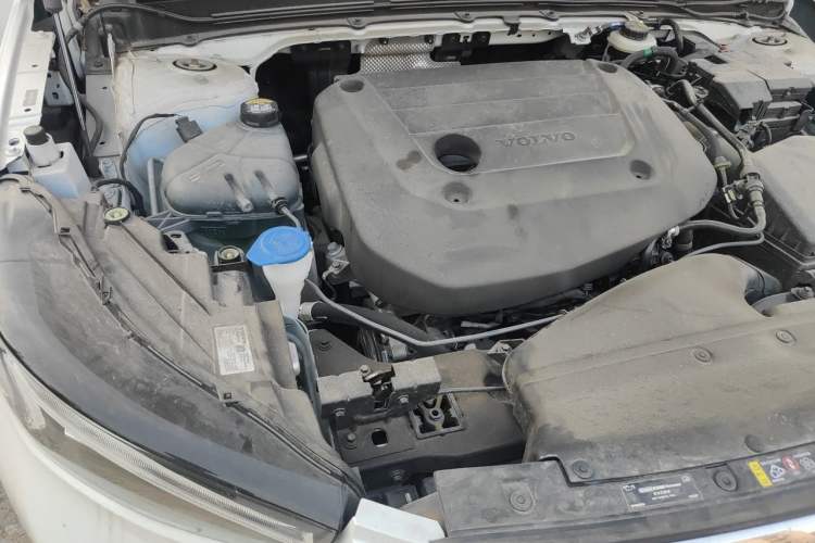 Used Volvo XC40 2024 B3 Zhiyuan Luxury Edition Engine Bay Right