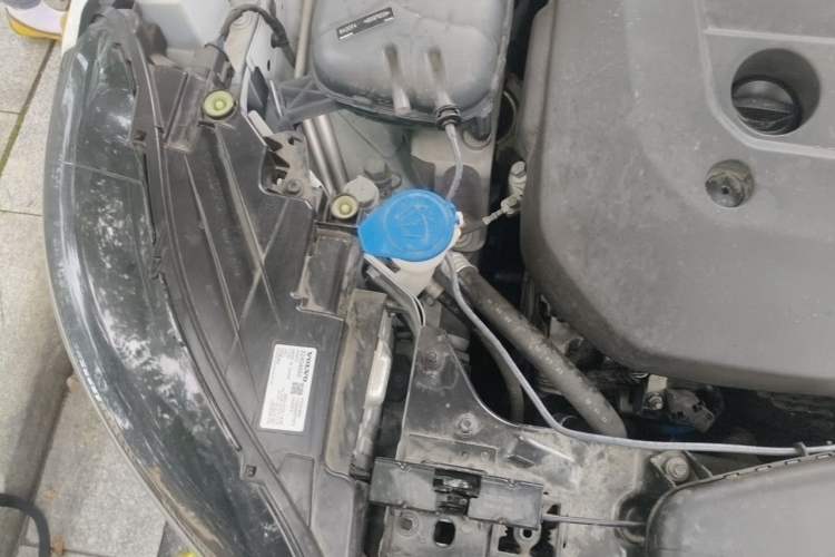Used Volvo XC40 2024 B3 Zhiyuan Luxury Edition Engine Bay Right