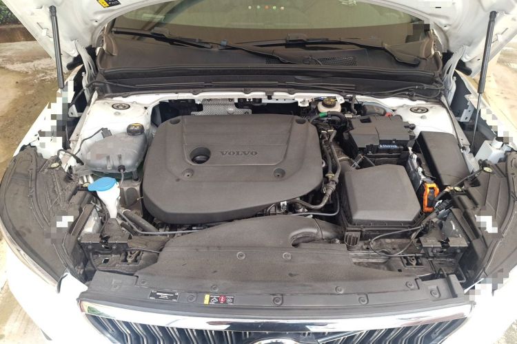 Used Volvo XC40 2024 B3 Zhiyuan Luxury Edition Engine Bay