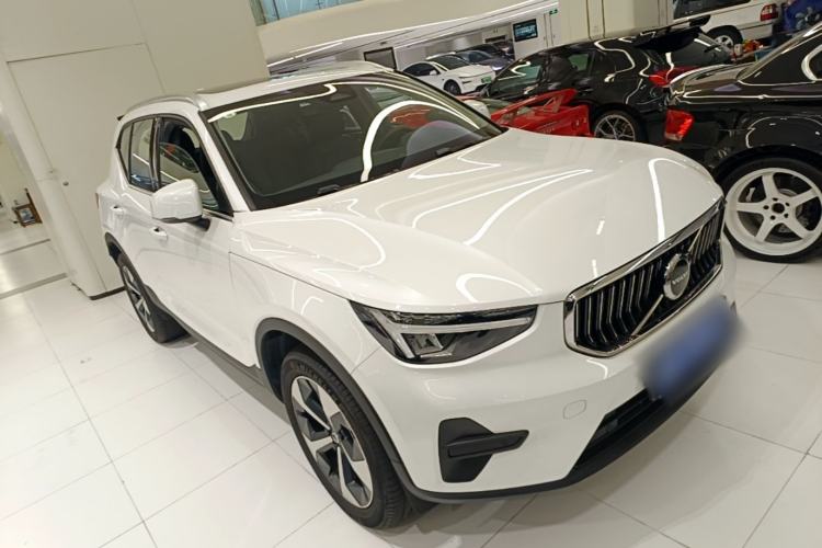 Used Volvo XC40 2024 B4 4x4 Smart Luxury Edition Exterior 1