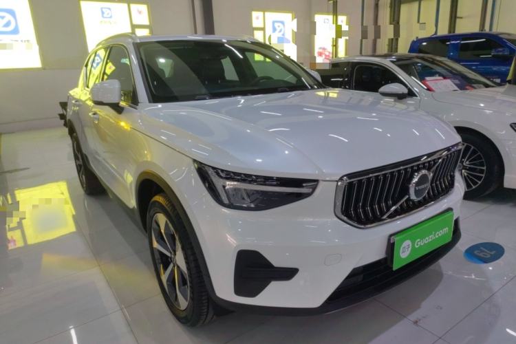 Used Volvo XC40 2024 B4 4x4 Smart Luxury Edition Exterior 1