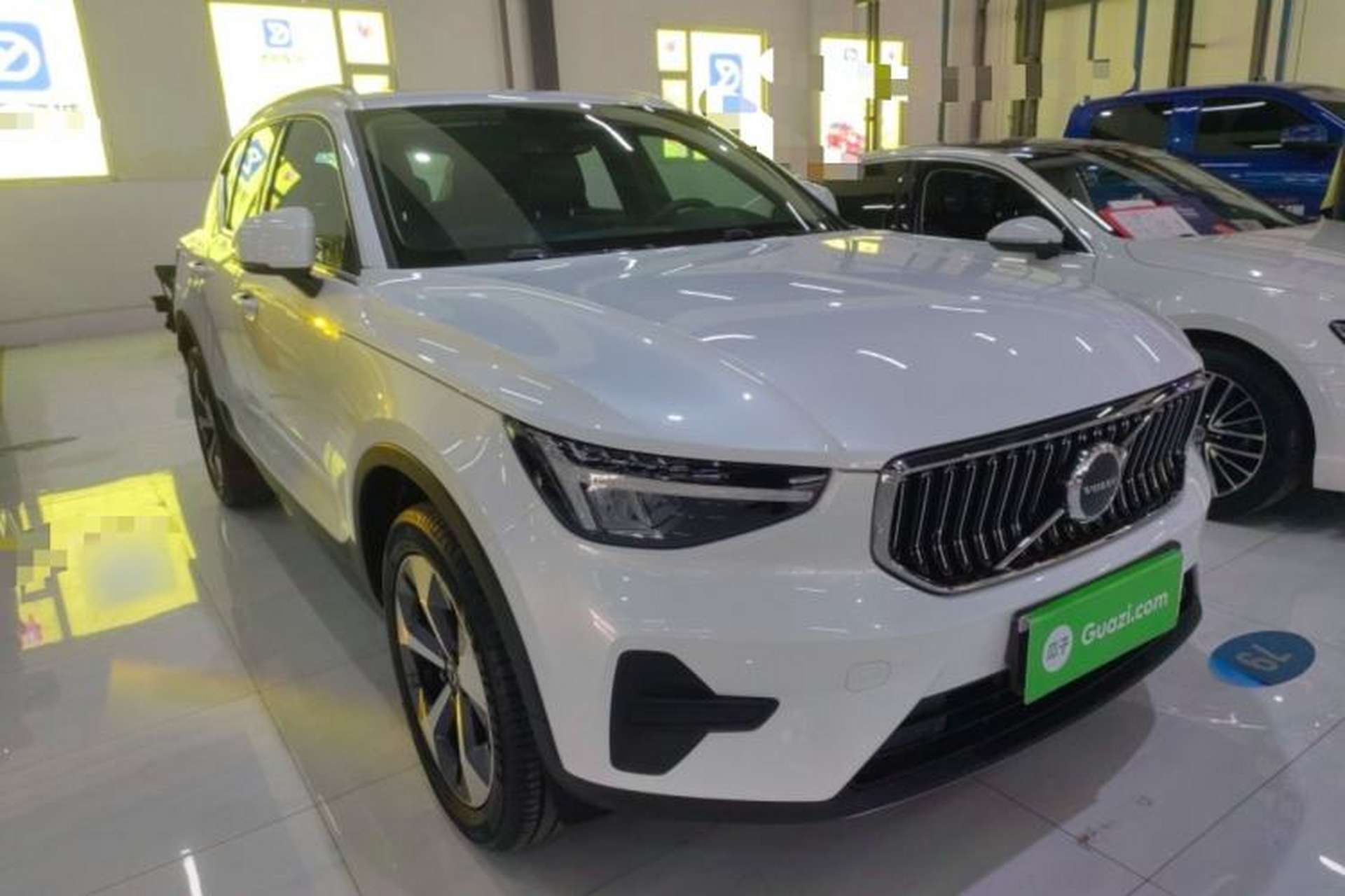 Used Volvo XC40 2024 B4 4x4 Smart Luxury Edition Exterior 1