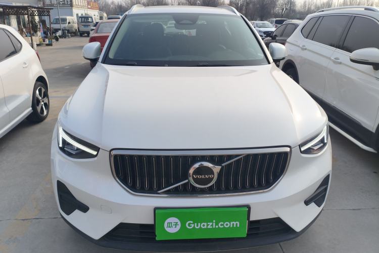 Used Volvo XC40 2024 B4 4x4 Smart Luxury Edition Exterior 1