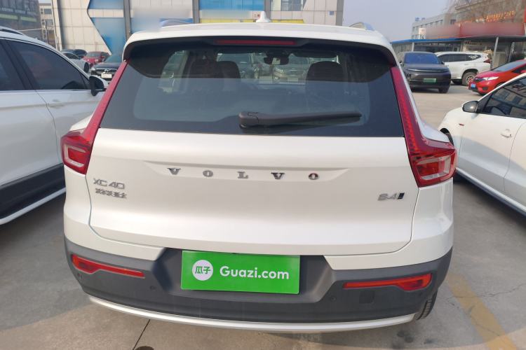 Used Volvo XC40 2024 B4 4x4 Smart Luxury Edition Exterior 4