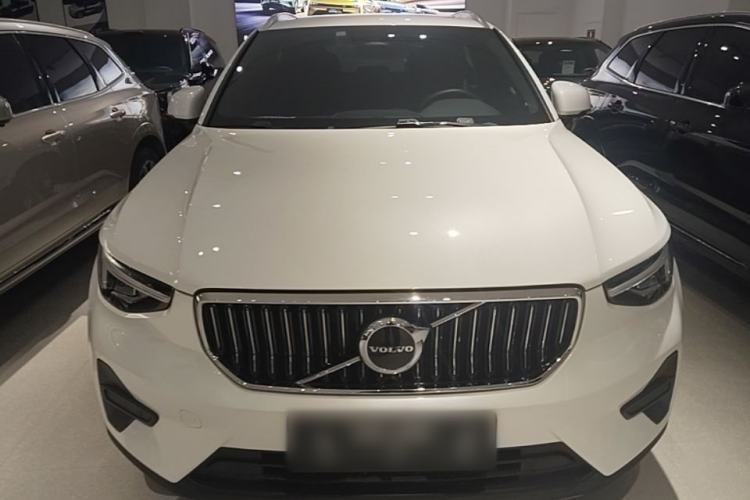 Used Volvo XC40 2024 B3 Zhiyuan Luxury Edition Front