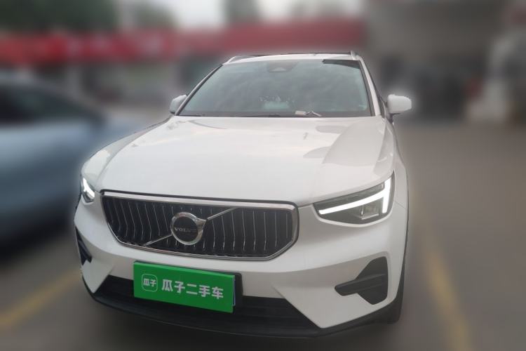 Used Volvo XC40 2024 B4 4x4 Smart Luxury Edition Front