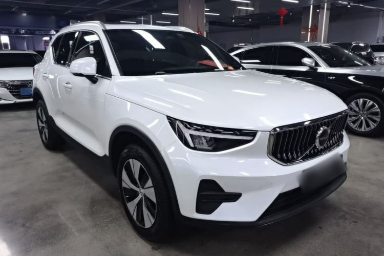 Used Volvo XC40 2024 B3 Zhiyuan Luxury Edition Front Right 45 Deg