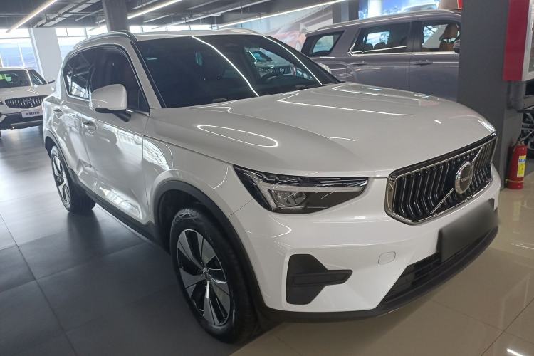 Used Volvo XC40 2024 B3 Zhiyuan Luxury Edition Front Right 45 Deg