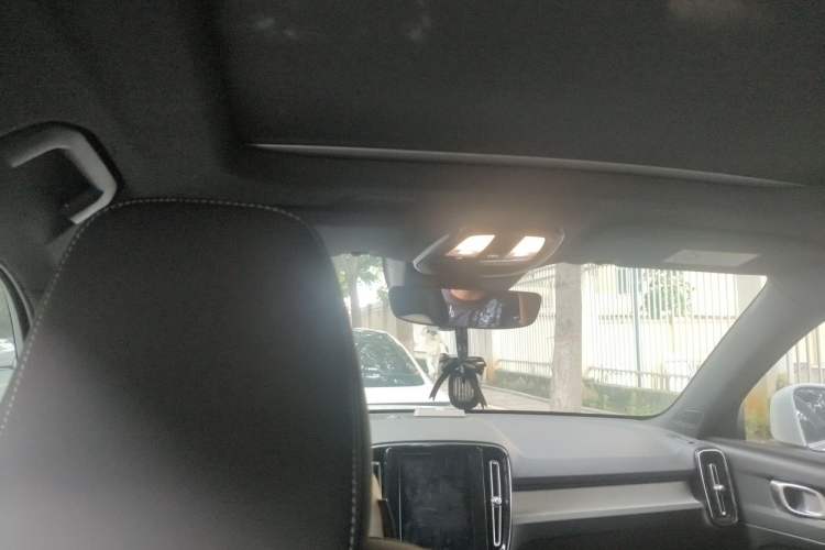 Used Volvo XC40 2024 B3 Zhiyuan Luxury Edition Headliner