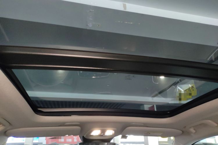 Used Volvo XC40 2024 B4 4x4 Smart Luxury Edition Headliner
